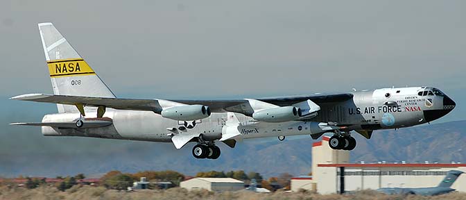 NB-52B, 52-0008 takes off with the third X-43A Hyper-X
